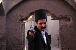 بیوگرافی محمدصادق ملک بازیگر نقش کیاوش در سریال مستوران+ همسرش | عکس های شخصی